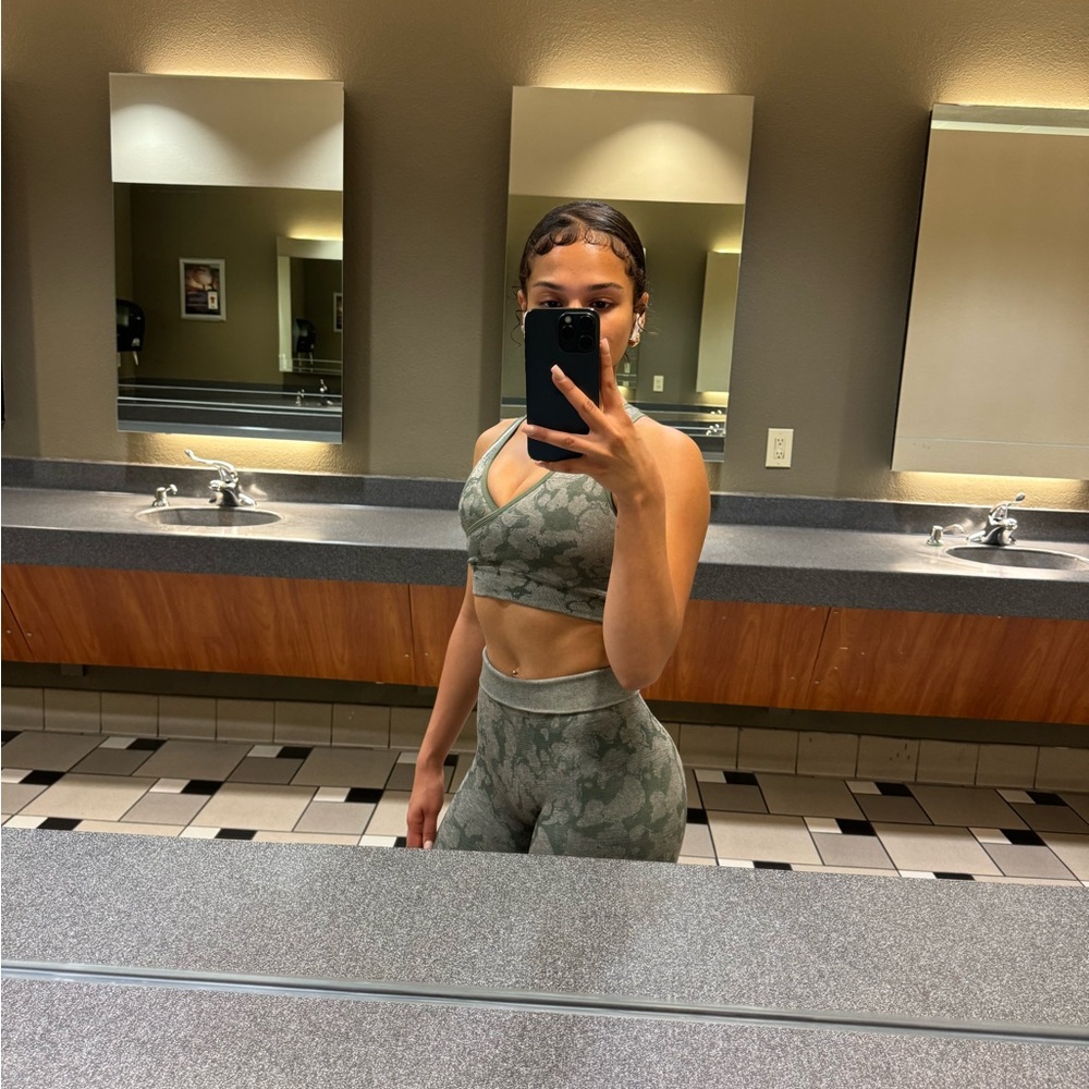Gymshark Green Sports Bra Intimates & Sleepwear